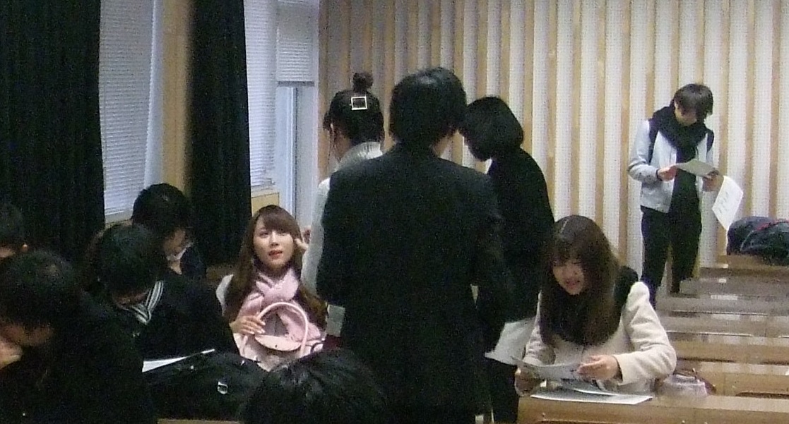 ゼミ懇談会写真1