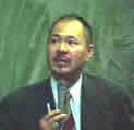 小林　敏男 氏