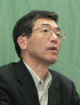 西垣 葵 氏