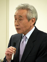 犬伏　泰夫 氏